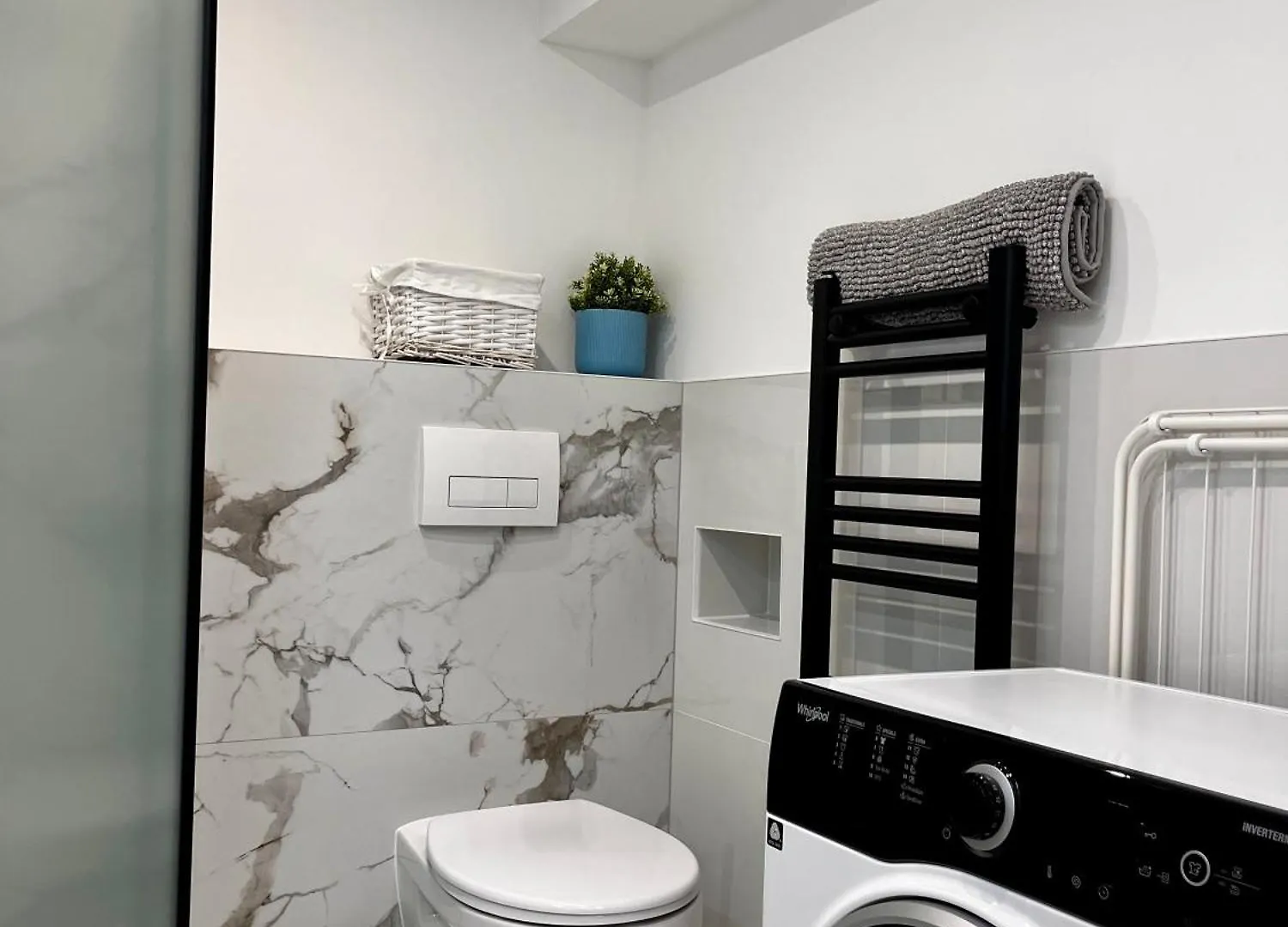 Carina Duplex Apartment- Near Nyugati Metro Line 3 Budapest