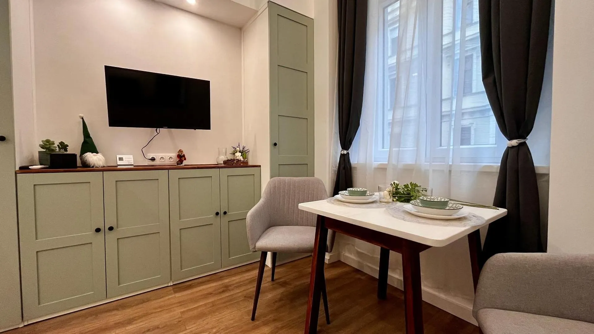 Apartment Carina Duplex Apartment- Near Nyugati Metro Line 3 Budapest
