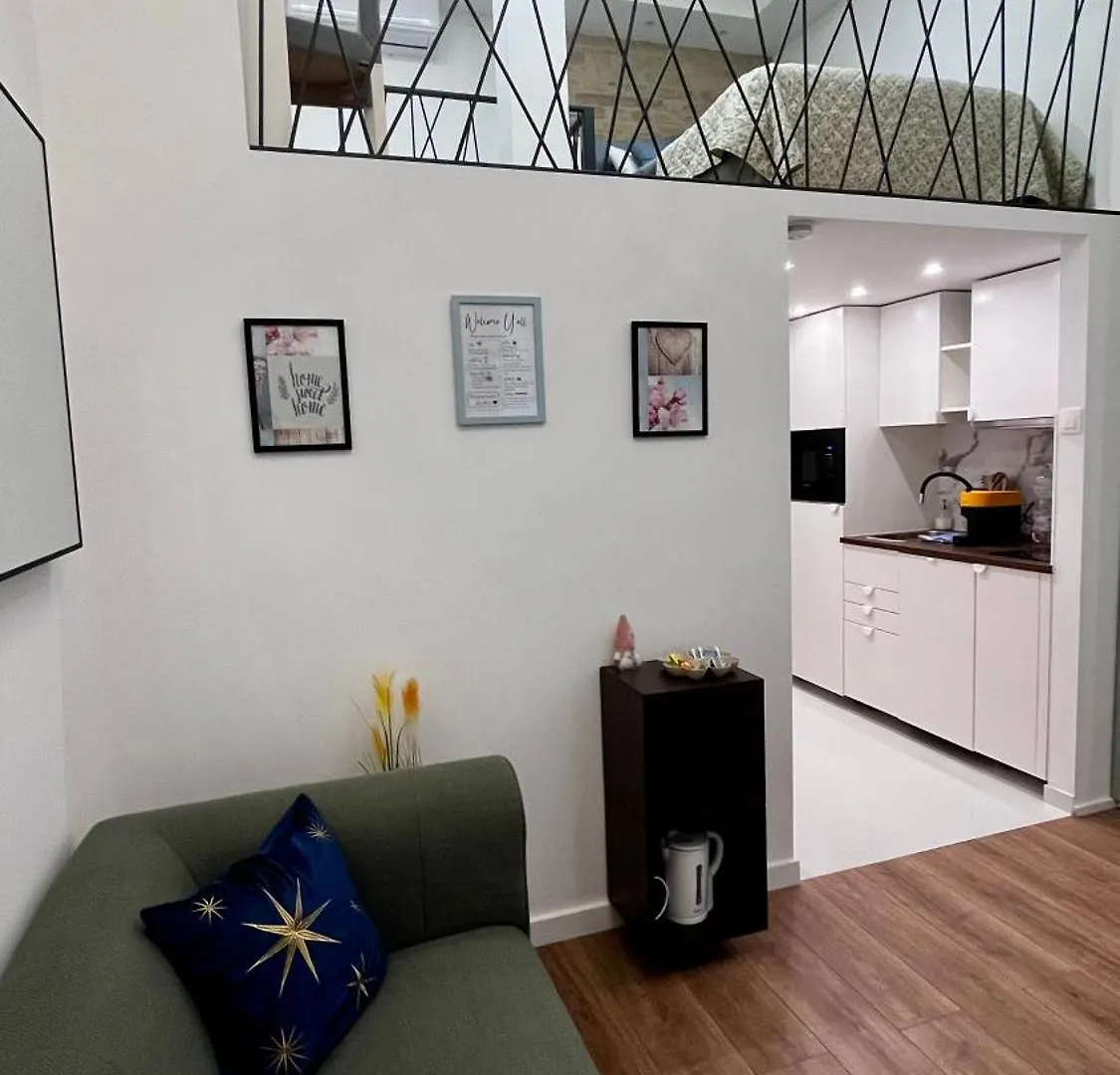 Apartment Carina Duplex Apartment- Near Nyugati Metro Line 3 Budapest Hungary