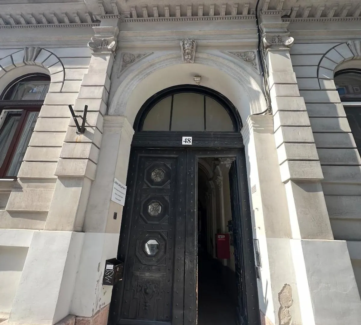 Carina Duplex Apartment- Near Nyugati Metro Line 3 Budapest 0*,